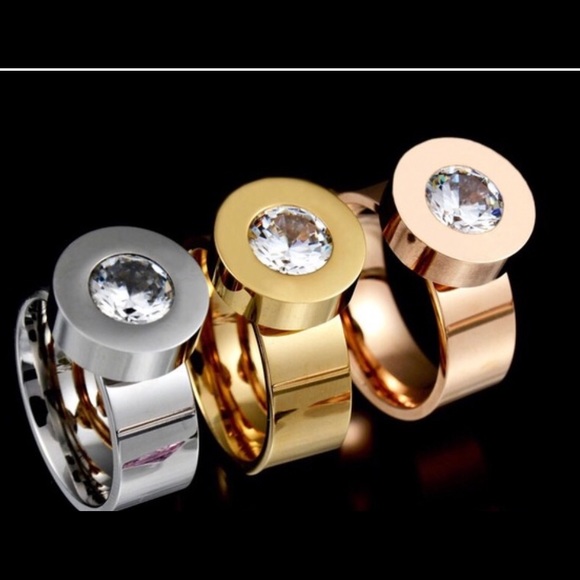 Ladies changeable Stainless Steel CZ Ring - Picture 3 of 7